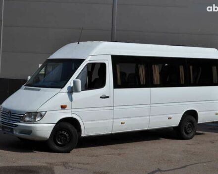 Мерседес Sprinter, объемом двигателя 2.2 л и пробегом 900 тыс. км за 9000 $, фото 1 на Automoto.ua