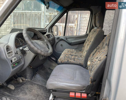 Мерседес Sprinter, объемом двигателя 2.1 л и пробегом 550 тыс. км за 3000 $, фото 5 на Automoto.ua