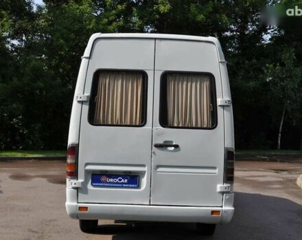 Мерседес Sprinter, объемом двигателя 2.2 л и пробегом 900 тыс. км за 9000 $, фото 7 на Automoto.ua
