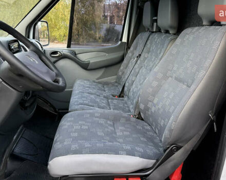 Мерседес Sprinter, об'ємом двигуна 2.2 л та пробігом 360 тис. км за 13800 $, фото 9 на Automoto.ua
