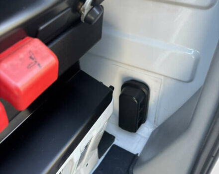 Мерседес Sprinter, об'ємом двигуна 2.7 л та пробігом 220 тис. км за 18700 $, фото 18 на Automoto.ua