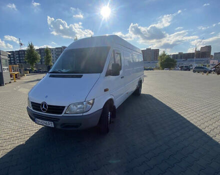 Мерседес Sprinter, объемом двигателя 2.7 л и пробегом 490 тыс. км за 16200 $, фото 2 на Automoto.ua