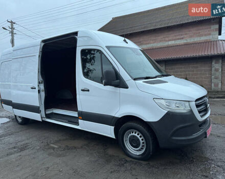 Мерседес Sprinter, объемом двигателя 2.2 л и пробегом 246 тыс. км за 24700 $, фото 1 на Automoto.ua