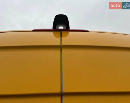 Мерседес Sprinter, объемом двигателя 2.99 л и пробегом 420 тыс. км за 22500 $, фото 5 на Automoto.ua