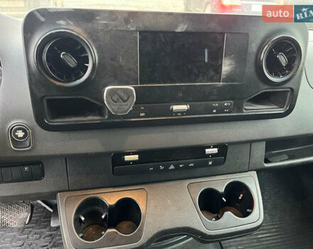 Мерседес Sprinter, объемом двигателя 2.99 л и пробегом 420 тыс. км за 22500 $, фото 7 на Automoto.ua