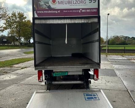 Мерседес Sprinter, объемом двигателя 2.2 л и пробегом 237 тыс. км за 29000 $, фото 4 на Automoto.ua