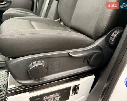 Мерседес Sprinter, об'ємом двигуна 2.2 л та пробігом 295 тис. км за 34900 $, фото 18 на Automoto.ua