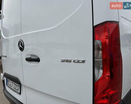 Мерседес Sprinter, объемом двигателя 2.14 л и пробегом 251 тыс. км за 27300 $, фото 19 на Automoto.ua