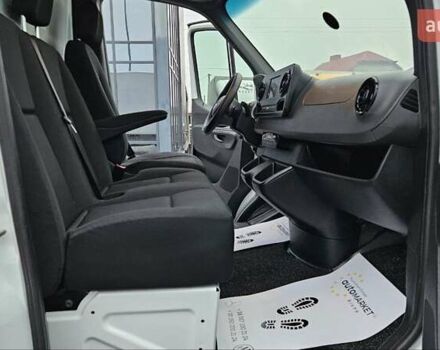 Мерседес Sprinter, объемом двигателя 2.2 л и пробегом 191 тыс. км за 29800 $, фото 31 на Automoto.ua