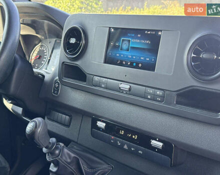 Мерседес Sprinter, объемом двигателя 2.2 л и пробегом 200 тыс. км за 29800 $, фото 5 на Automoto.ua