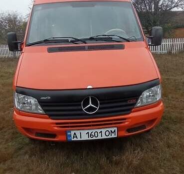 Мерседес Sprinter, об'ємом двигуна 2.69 л та пробігом 280 тис. км за 12700 $, фото 4 на Automoto.ua