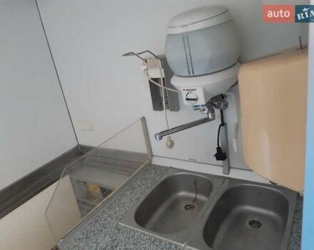 Мерседес Sprinter, объемом двигателя 0 л и пробегом 250 тыс. км за 17500 $, фото 4 на Automoto.ua