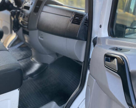 Мерседес Sprinter, объемом двигателя 2.1 л и пробегом 300 тыс. км за 8900 $, фото 14 на Automoto.ua