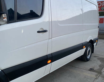 Мерседес Sprinter, объемом двигателя 2.1 л и пробегом 300 тыс. км за 8900 $, фото 2 на Automoto.ua