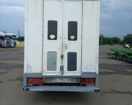 Мерседес Sprinter, объемом двигателя 2.3 л и пробегом 300 тыс. км за 4200 $, фото 3 на Automoto.ua
