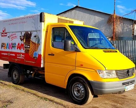 Мерседес Sprinter, объемом двигателя 2.3 л и пробегом 211 тыс. км за 6200 $, фото 1 на Automoto.ua