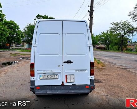 Мерседес Sprinter, объемом двигателя 2.3 л и пробегом 313 тыс. км за 6500 $, фото 5 на Automoto.ua