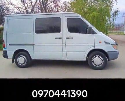 Мерседес Sprinter, об'ємом двигуна 2.2 л та пробігом 500 тис. км за 3500 $, фото 2 на Automoto.ua