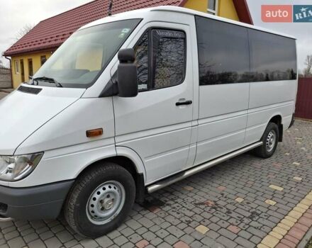 Мерседес Sprinter 2002 в Нововолынск на Automoto.ua Мерседес Sprinter, объемом двигателя 2.7 л и пробегом 967 тыс. км за 12000 $, фото 1 на Automoto.ua