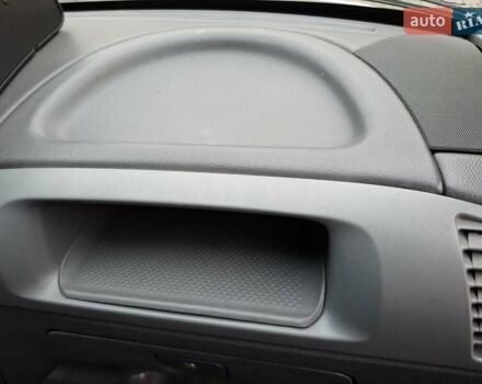 Мерседес Sprinter 2002 в Нововолынск на Automoto.ua Мерседес Sprinter, объемом двигателя 2.7 л и пробегом 967 тыс. км за 12000 $, фото 5 на Automoto.ua