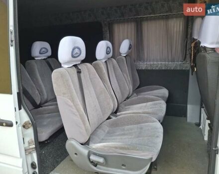 Мерседес Sprinter 2002 в Нововолынск на Automoto.ua Мерседес Sprinter, объемом двигателя 2.7 л и пробегом 967 тыс. км за 12000 $, фото 7 на Automoto.ua