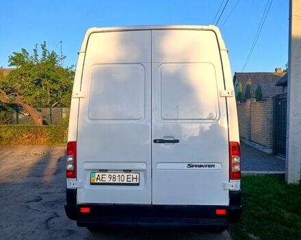 Мерседес Sprinter, объемом двигателя 2.7 л и пробегом 500 тыс. км за 9000 $, фото 3 на Automoto.ua