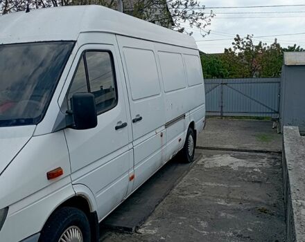 Мерседес Sprinter, объемом двигателя 2.2 л и пробегом 307 тыс. км за 9000 $, фото 2 на Automoto.ua