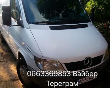 Мерседес Sprinter, объемом двигателя 2.7 л и пробегом 400 тыс. км за 12000 $, фото 1 на Automoto.ua