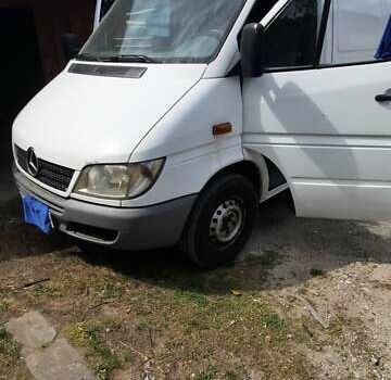 Мерседес Sprinter, объемом двигателя 2.15 л и пробегом 700 тыс. км за 8500 $, фото 5 на Automoto.ua