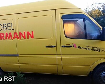 Мерседес Sprinter, объемом двигателя 22 л и пробегом 230 тыс. км за 11200 $, фото 4 на Automoto.ua