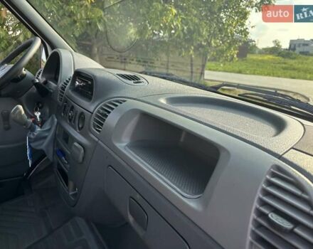 Мерседес Sprinter, объемом двигателя 2.7 л и пробегом 258 тыс. км за 19500 $, фото 18 на Automoto.ua