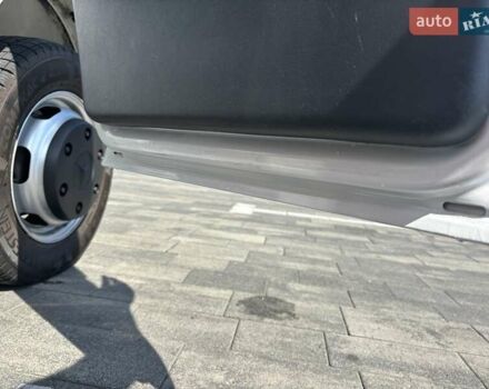 Мерседес Sprinter, объемом двигателя 0 л и пробегом 255 тыс. км за 18700 $, фото 24 на Automoto.ua