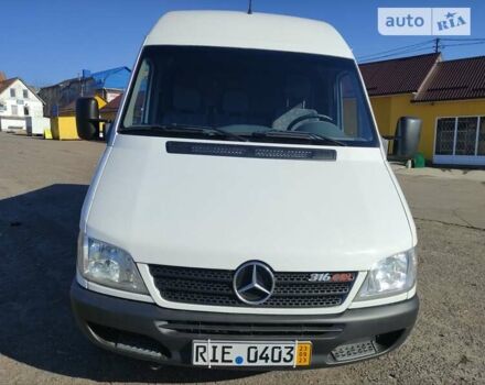 Мерседес Sprinter, объемом двигателя 0 л и пробегом 297 тыс. км за 15800 $, фото 2 на Automoto.ua