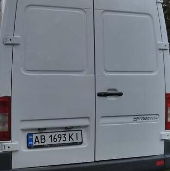 Мерседес Sprinter, объемом двигателя 0 л и пробегом 354 тыс. км за 15900 $, фото 5 на Automoto.ua