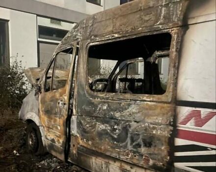 Мерседес Sprinter, объемом двигателя 0 л и пробегом 500 тыс. км за 2200 $, фото 1 на Automoto.ua