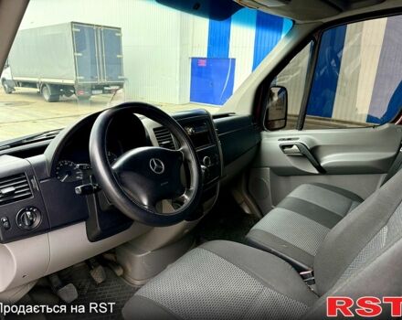 Мерседес Sprinter, объемом двигателя 2.2 л и пробегом 390 тыс. км за 12900 $, фото 6 на Automoto.ua