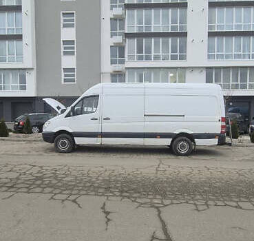 Мерседес Sprinter, объемом двигателя 2.1 л и пробегом 510 тыс. км за 8300 $, фото 11 на Automoto.ua