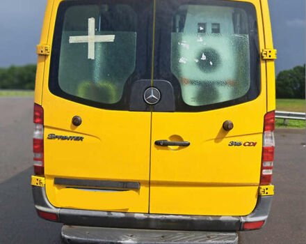 Мерседес Sprinter, объемом двигателя 2.2 л и пробегом 252 тыс. км за 10500 $, фото 3 на Automoto.ua