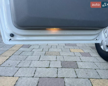 Мерседес Sprinter, об'ємом двигуна 0 л та пробігом 263 тис. км за 16900 $, фото 19 на Automoto.ua