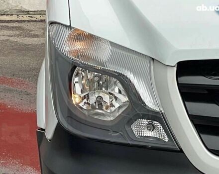 Мерседес Sprinter, объемом двигателя 2.2 л и пробегом 737 тыс. км за 25000 $, фото 9 на Automoto.ua