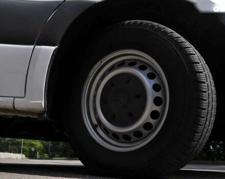 Мерседес Sprinter, объемом двигателя 2.2 л и пробегом 191 тыс. км за 27500 $, фото 16 на Automoto.ua