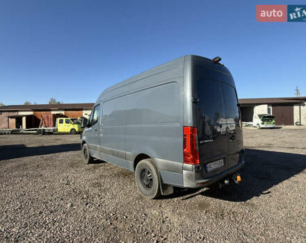 Мерседес Sprinter, объемом двигателя 3 л и пробегом 382 тыс. км за 25000 $, фото 3 на Automoto.ua