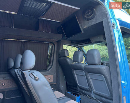 Мерседес Sprinter, объемом двигателя 2.99 л и пробегом 525 тыс. км за 38925 $, фото 4 на Automoto.ua