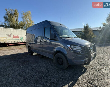 Мерседес Sprinter, объемом двигателя 3 л и пробегом 382 тыс. км за 25000 $, фото 1 на Automoto.ua