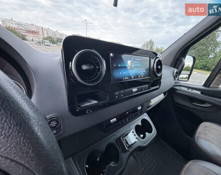 Мерседес Sprinter, объемом двигателя 0 л и пробегом 277 тыс. км за 53700 $, фото 17 на Automoto.ua