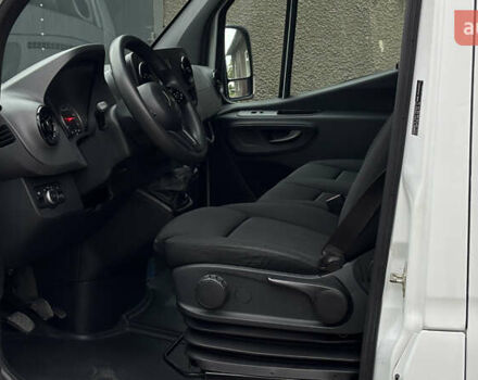 Мерседес Sprinter, объемом двигателя 0 л и пробегом 163 тыс. км за 27400 $, фото 2 на Automoto.ua