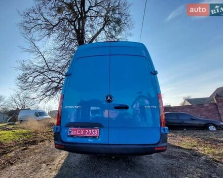 Мерседес Sprinter, объемом двигателя 2.99 л и пробегом 350 тыс. км за 35000 $, фото 4 на Automoto.ua