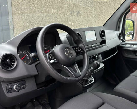 Мерседес Sprinter, объемом двигателя 0 л и пробегом 163 тыс. км за 27400 $, фото 4 на Automoto.ua