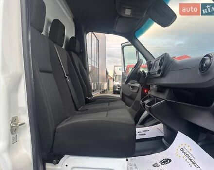 Мерседес Sprinter, объемом двигателя 2.2 л и пробегом 180 тыс. км за 29800 $, фото 33 на Automoto.ua