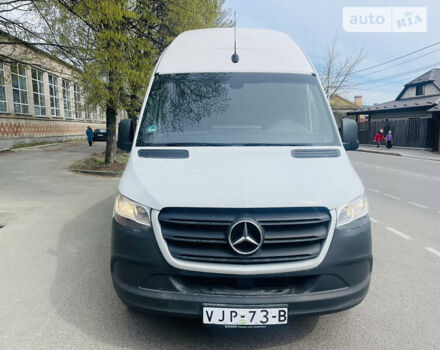 Мерседес Sprinter, об'ємом двигуна 3 л та пробігом 271 тис. км за 45945 $, фото 2 на Automoto.ua